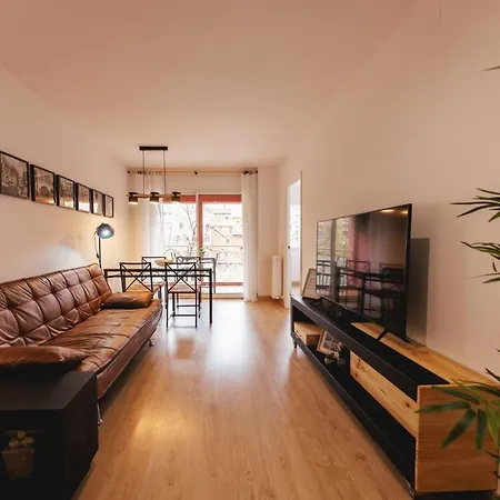 Bravissimo Pont De La Princesa, Comfortable 3-bedroom Apartment Girona