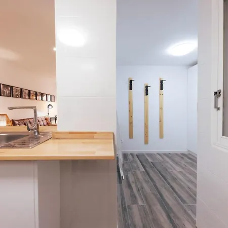 Apartment Bravissimo Pont De La Princesa, Comfortable 3-bedroom
