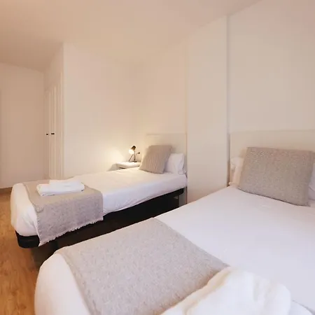 Apartment Bravissimo Pont De La Princesa, Comfortable 3-bedroom Girona