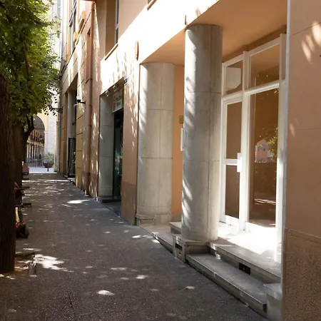 Bravissimo Pont De La Princesa, Comfortable 3-bedroom Lejlighed